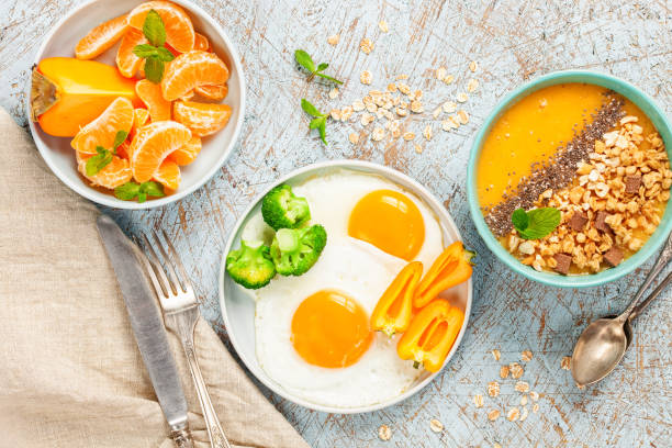 Breakfast combinations with oats eggs and smoothie ingredients